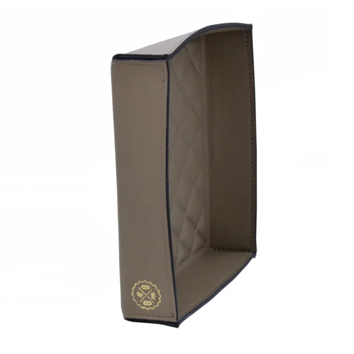 Visual SOFT PIN TRAY IN SMOOTH LEATHER WITH DIAMOND QUILTING