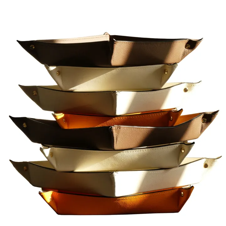 Visual LEATHER VALET TRAY WITH EYELETS