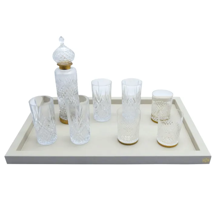 Visual RECTANGULAR TRAY COVERED IN GRAINED LEATHER