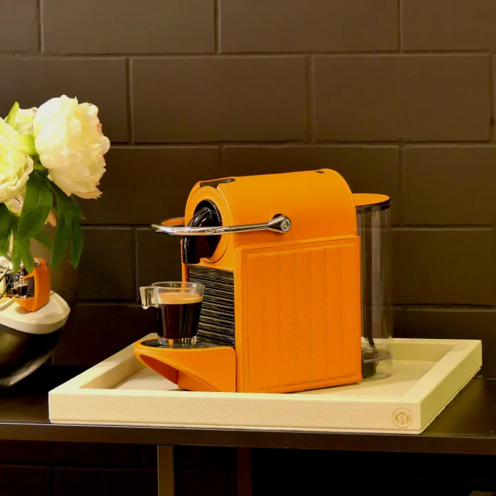 Visual RECTANGULAR  RIGID PIN TRAY COVERED IN GRAINED LEATHER