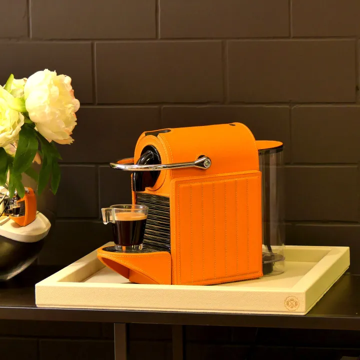 Visual COFFE MACHINE NESPRESSO COVERED IN LEATHER