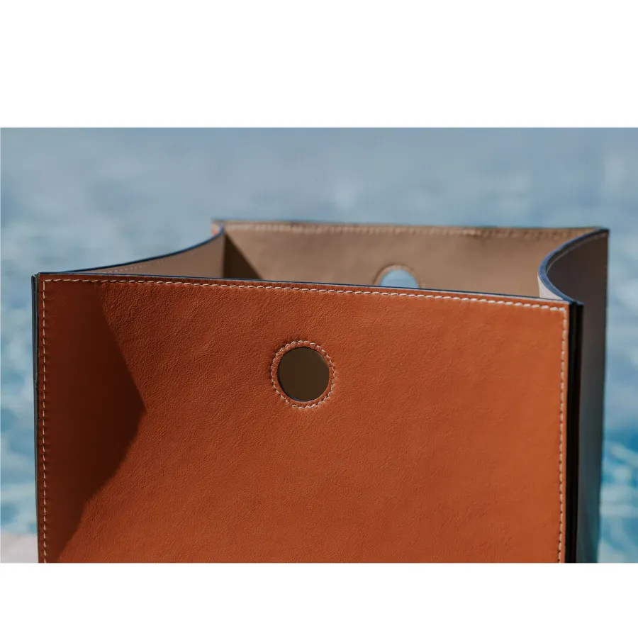 Visual SQUARE SMOOTH LEATHER BASKET