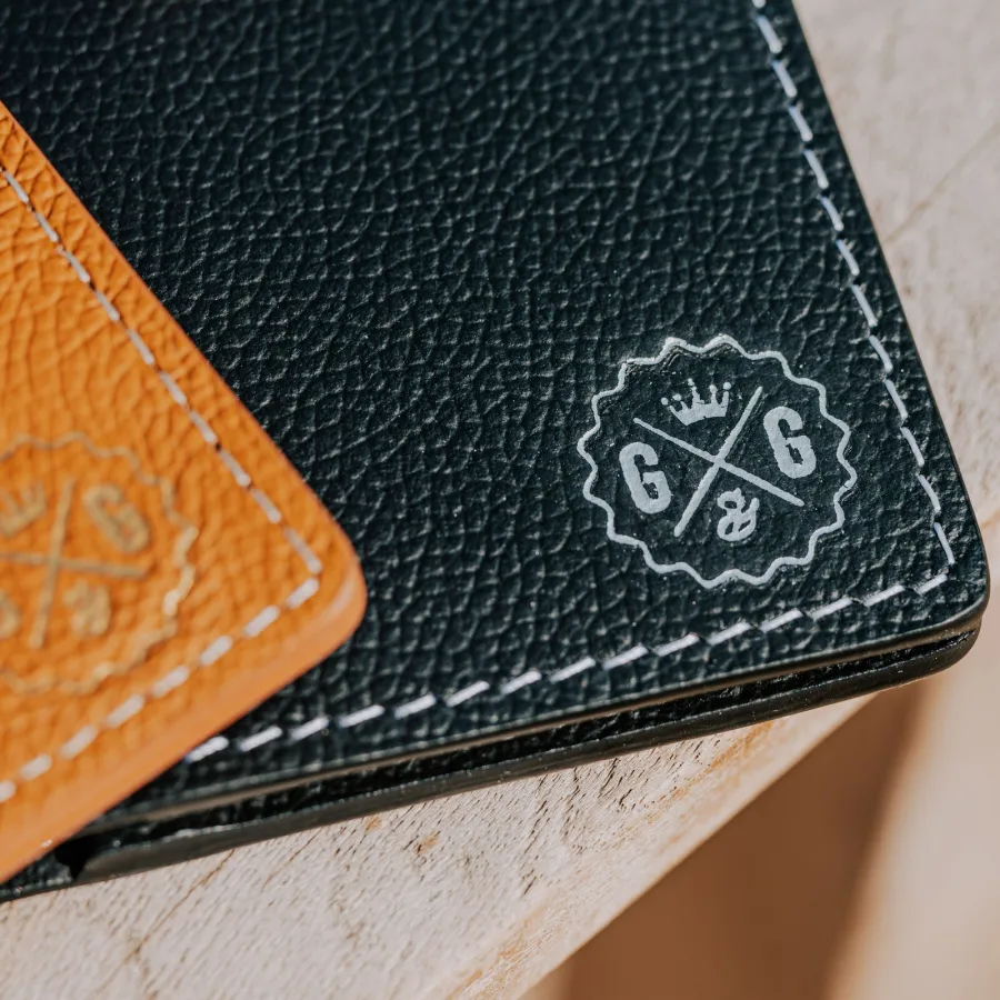 Visuel COLLECTION CLAUDE - PORTE PASSEPORT